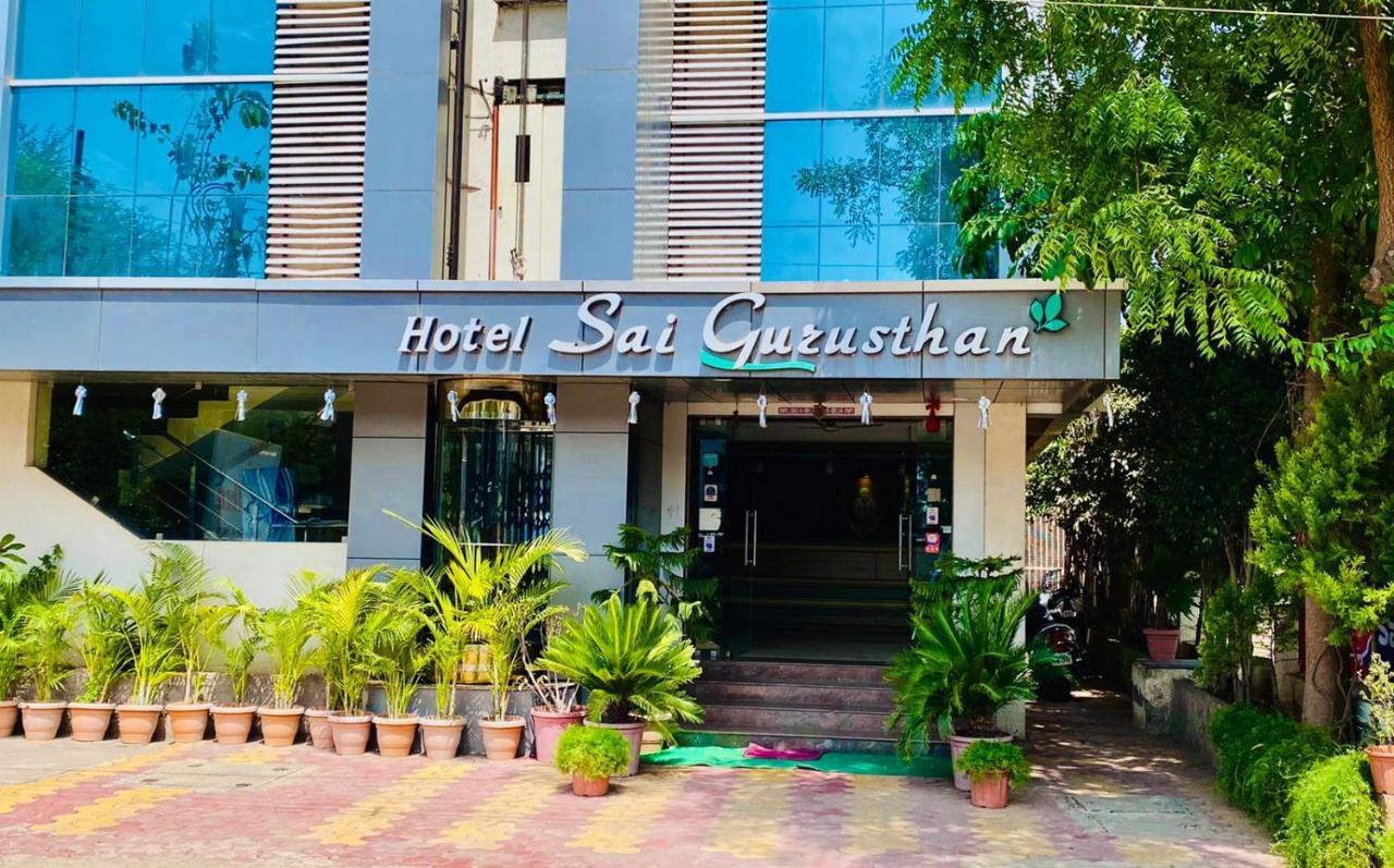 Hotel Sai Gurusthan Shirdi Exterior photo